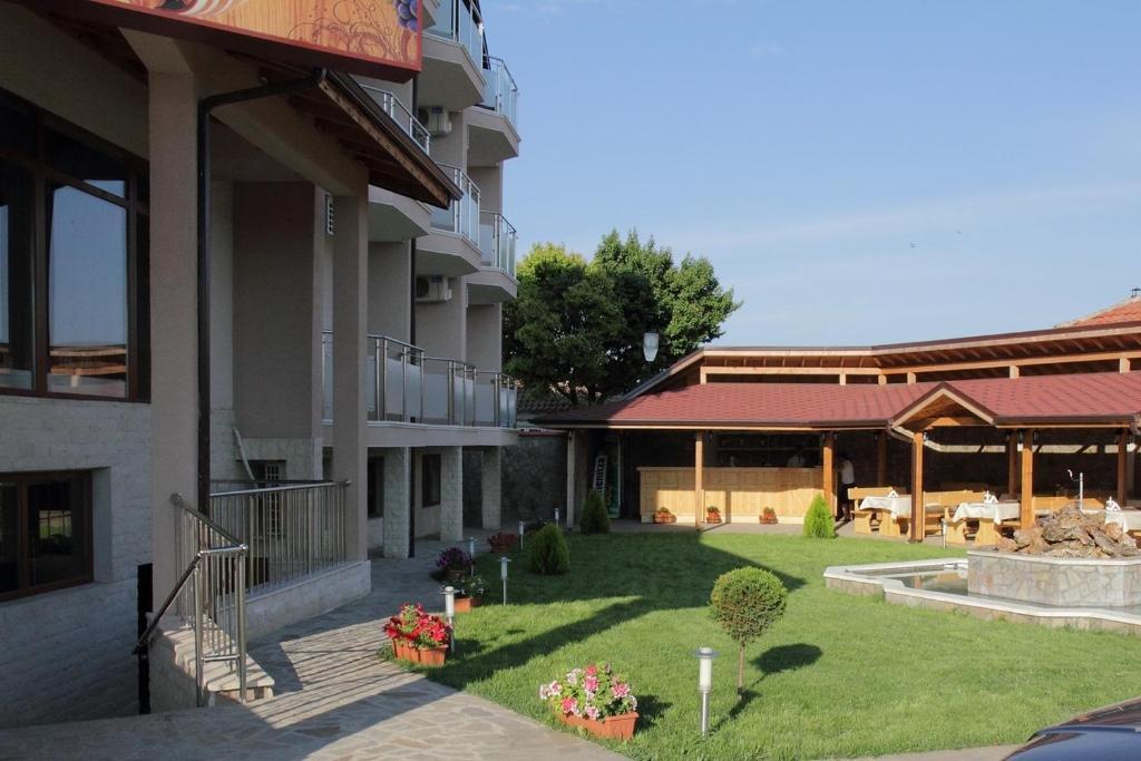 Hotel Akre Kavarna Eksteriør billede