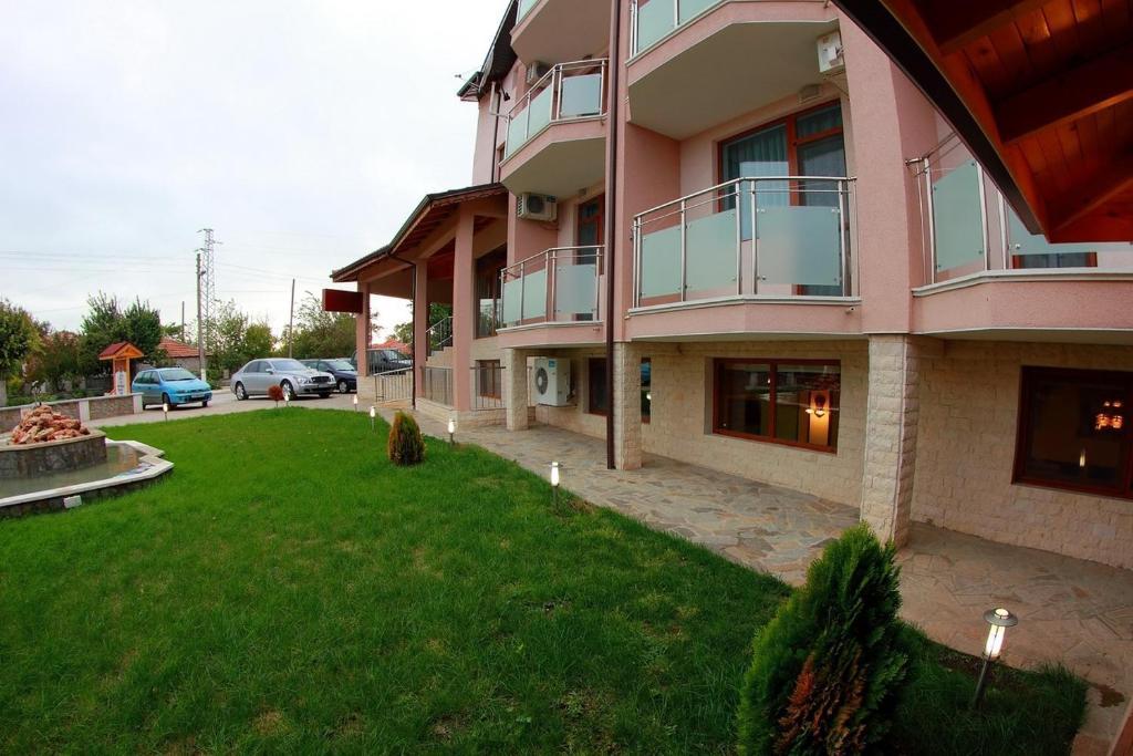 Hotel Akre Kavarna Eksteriør billede